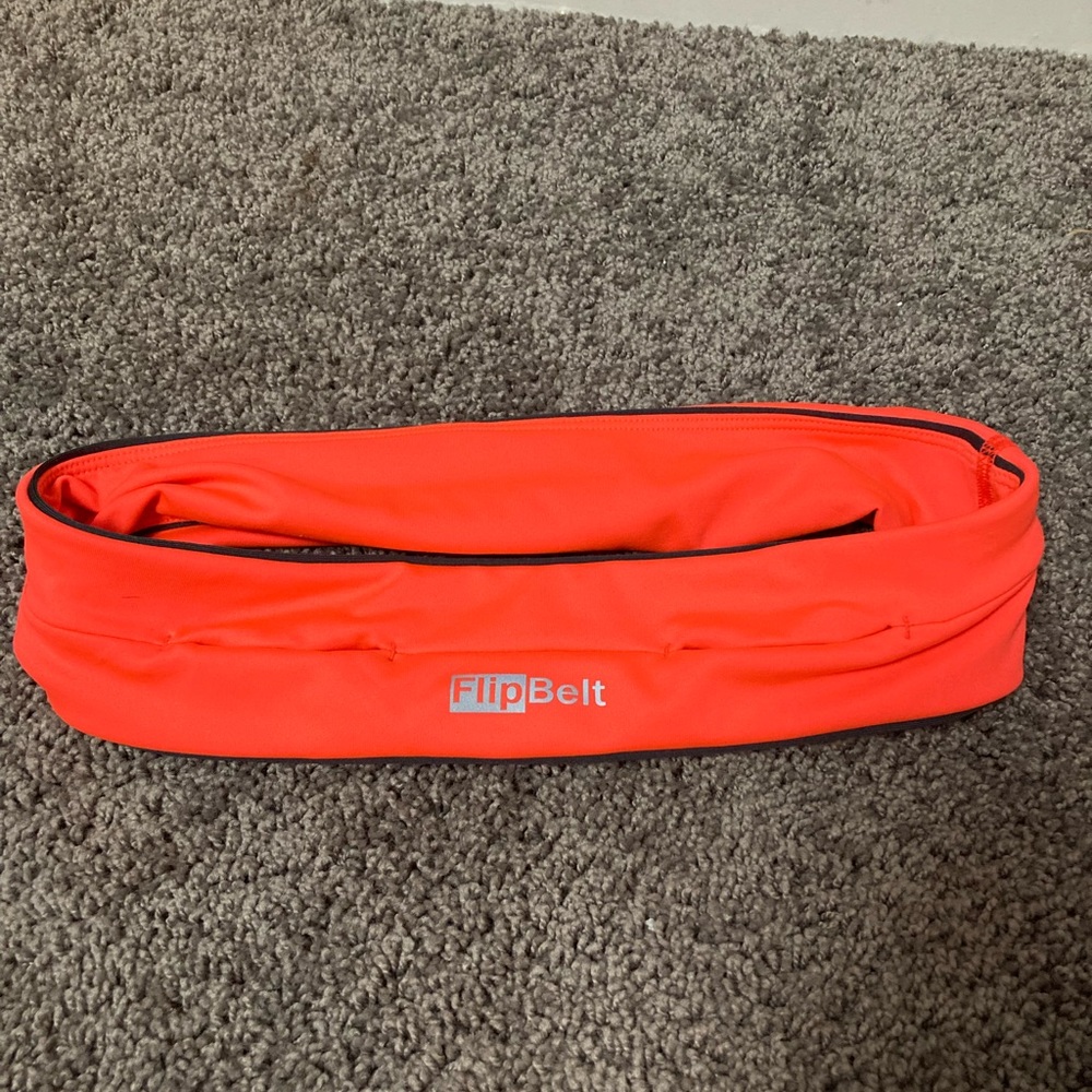 Flip Belt - keys and phone holder